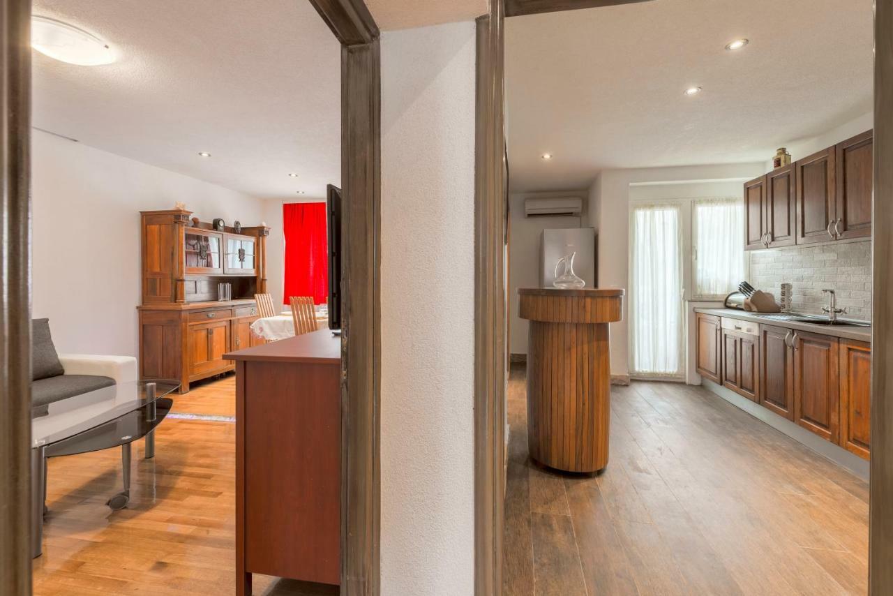 Apartment Antonia Split Exteriör bild